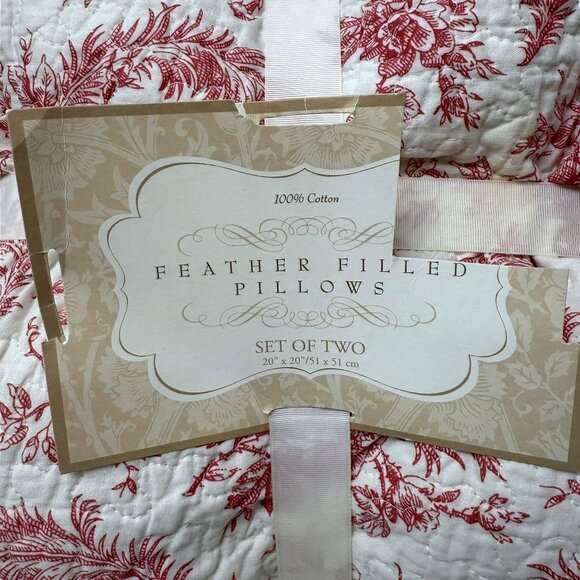 NEW Set of Two Pillows Red Toile Quilted Cotton 20" French Country Holiday - Picture 4 of 7